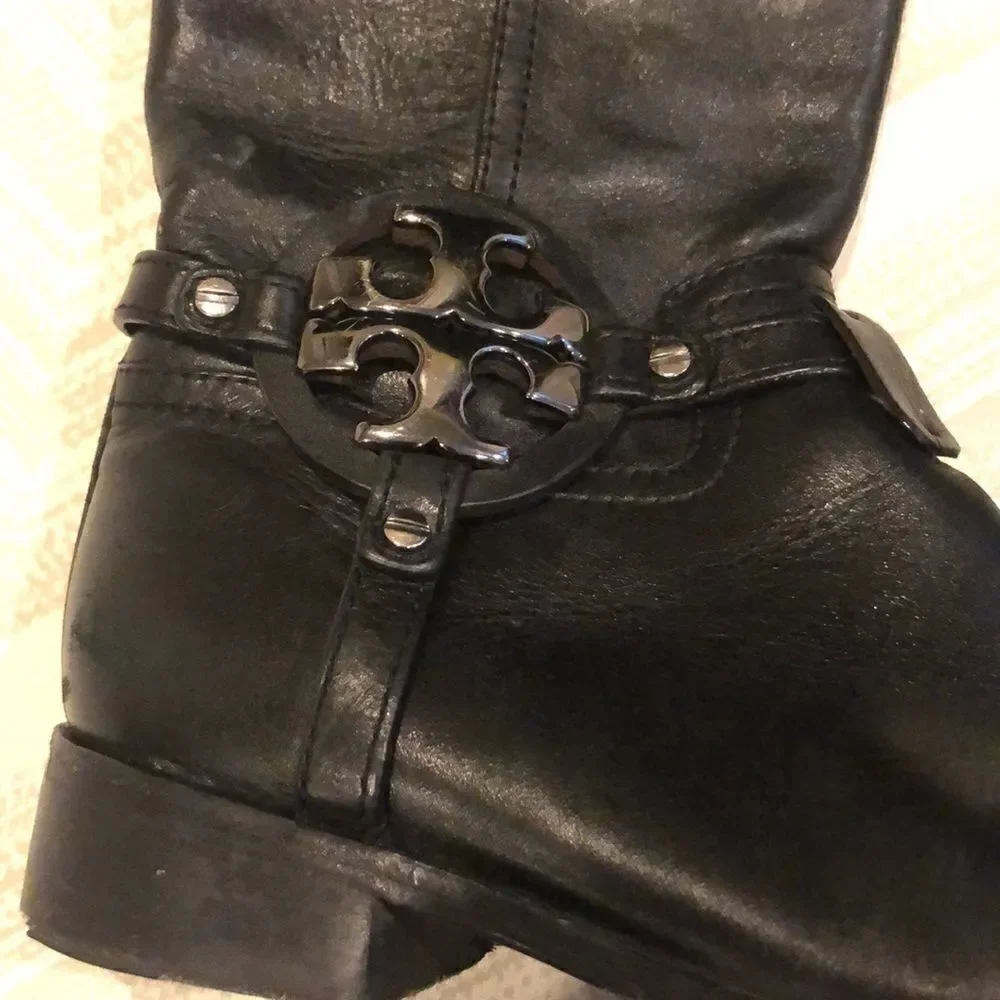 Tory Burch Aaden Black Leather Riding Boots Size 6 Silver Logo Tall Knee High